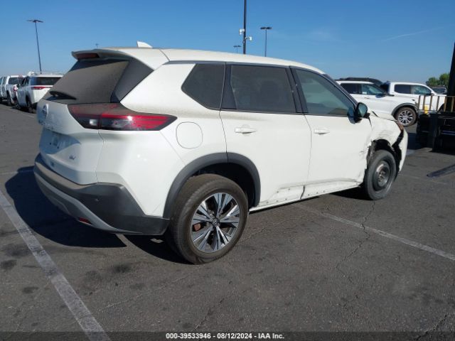 5N1AT3BA6MC733026 Nissan Rogue Sv Fwd