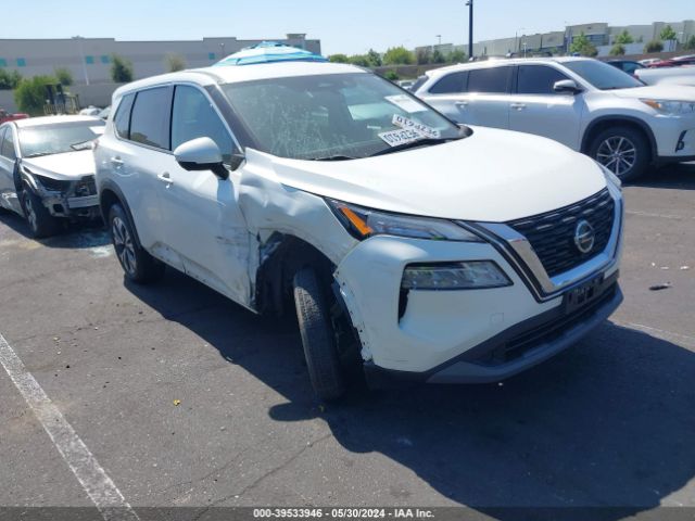 5N1AT3BA6MC733026 Nissan Rogue Sv Fwd