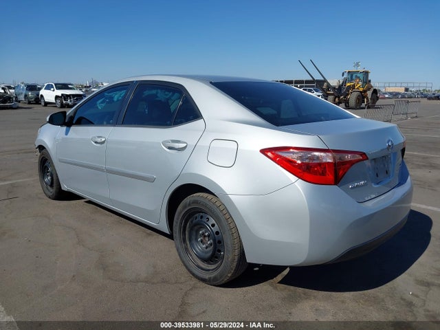 Toyota COROLLA LE 2017 2T1BURHE5HC958490 Image 3