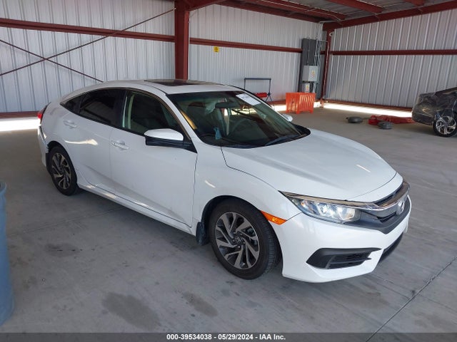 Honda CIVIC EX 2018 2HGFC2F75JH532053 Image 1