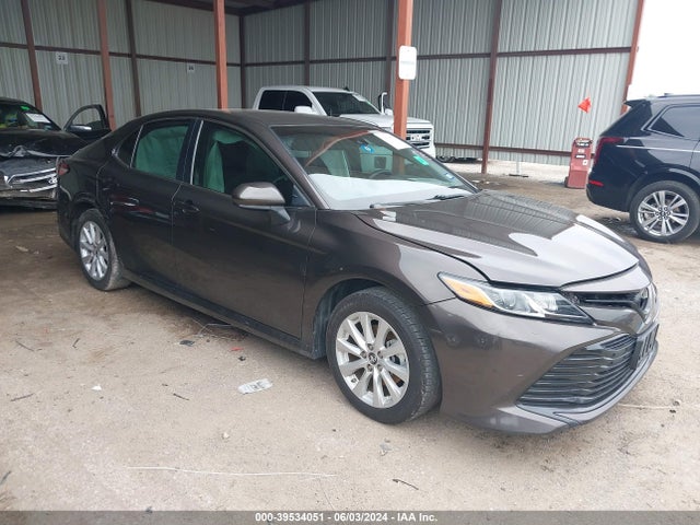 Toyota CAMRY LE 2019 4T1B11HK9KU843817 главное изображение