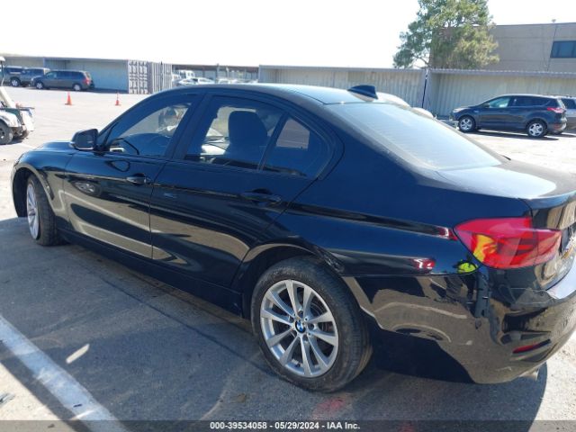 WBA8A9C31HK863977 BMW 320i