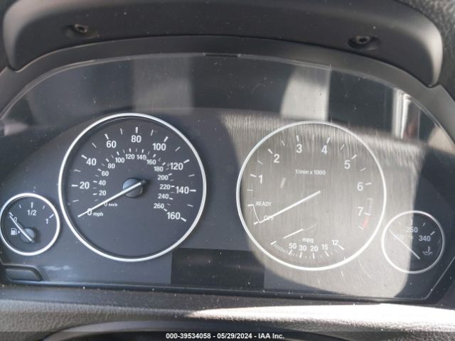 WBA8A9C31HK863977 BMW 320i