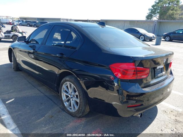 WBA8A9C31HK863977 BMW 320i