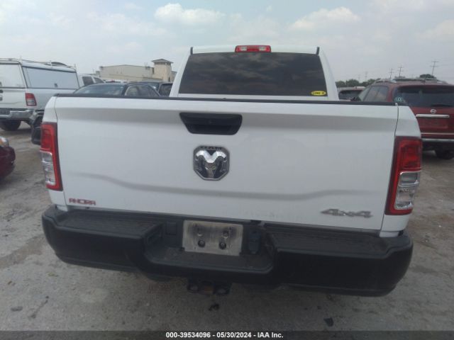 3C6UR5CJ9NG130975 RAM 2500 Tradesman  4x4 6'4 Box