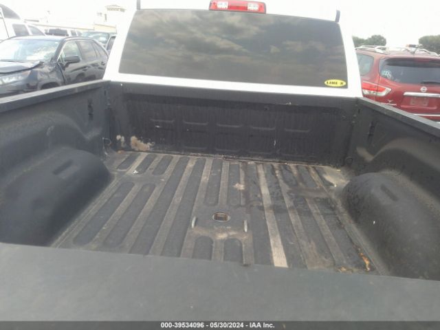3C6UR5CJ9NG130975 RAM 2500 Tradesman  4x4 6'4 Box