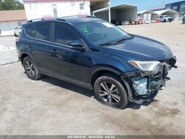 Toyota Rav4 Xle 2017 JTMWFREV2HJ142728 zdjęcie główne