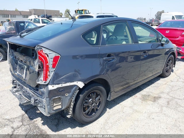 Toyota Prius Two 2015 JTDKN3DU4F0450185 Image 4