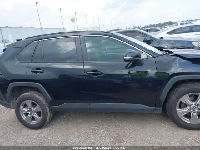 2T3P1RFVXNW276689 Toyota Rav4 Xle