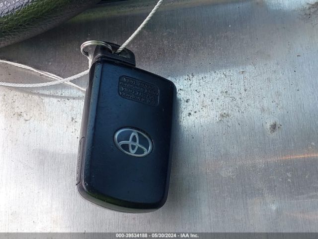 5YFBURHE7HP661849 Toyota Corolla Xle