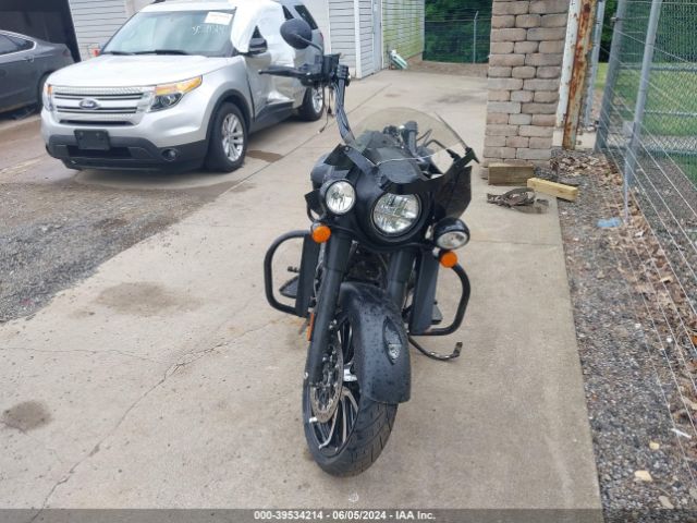 2023 INDIAN MOTORCYCLE CO. SPRINGFIELD 56KTJDBB0P3419145 Photo 4