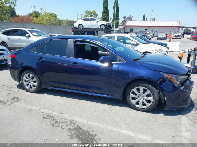 Toyota COROLLA LE 2022 5YFEPMAE8NP312129 Image 13