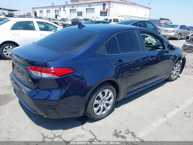 Toyota COROLLA LE 2022 5YFEPMAE8NP312129 Image 4