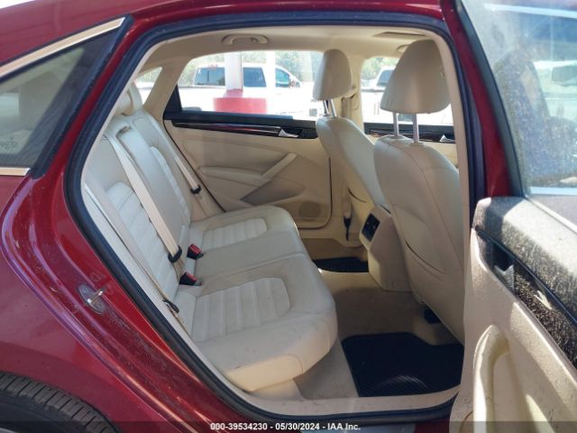1VWCT7A34FC048790 Volkswagen Passat 1.8t Sel Premium