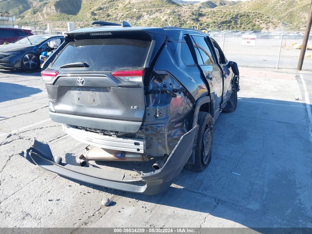 Toyota RAV4 LE 2021 2T3H1RFV2MC126466 Image 4