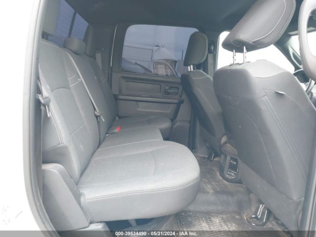 3C6UR5HJ0NG273094 RAM 2500 Tradesman  4x4 8' Box