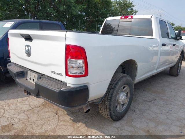 3C6UR5HJ4NG273051 RAM 2500 Tradesman  4x4 8' Box