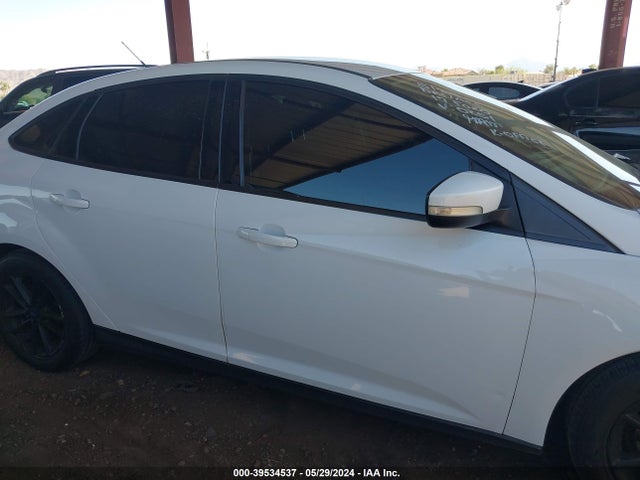 Ford FOCUS SE 2017 1FADP3F21HL300251 Image 13