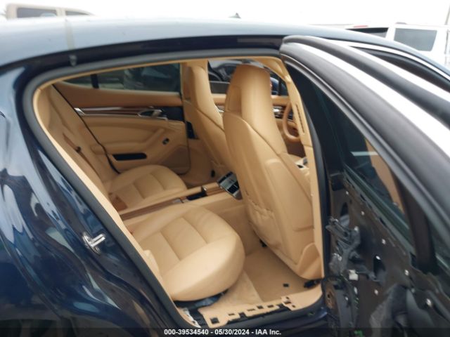 WP0AB2A78EL056117 Porsche Panamera 4s