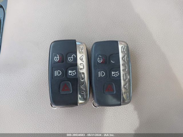 SAJBD4BV5GCY20582 Jaguar Xf 35t Premium