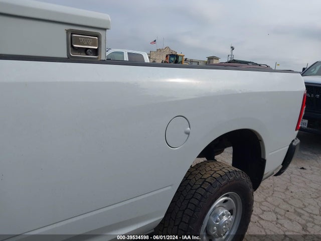 RAM 2500 Tradesman  4x4 8' Box 2022 3C6UR5HJ7NG273061 Image 6