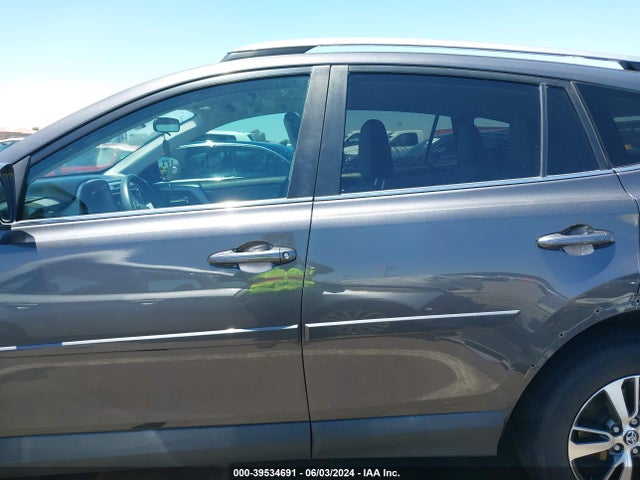 Toyota Rav4 Xle 2017 2T3RFREV9HW559732 Image 15