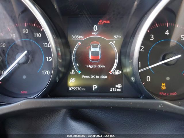 SAJBD4BV7HCY35585 Jaguar Xf 35t Premium