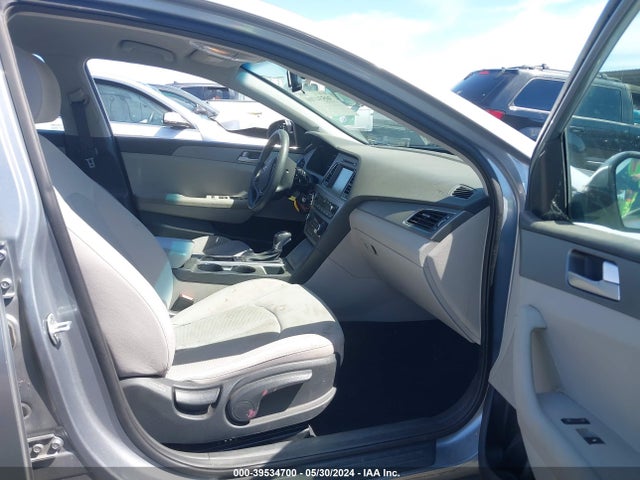 Hyundai SONATA SE 2016 5NPE24AF0GH279487 Image 5
