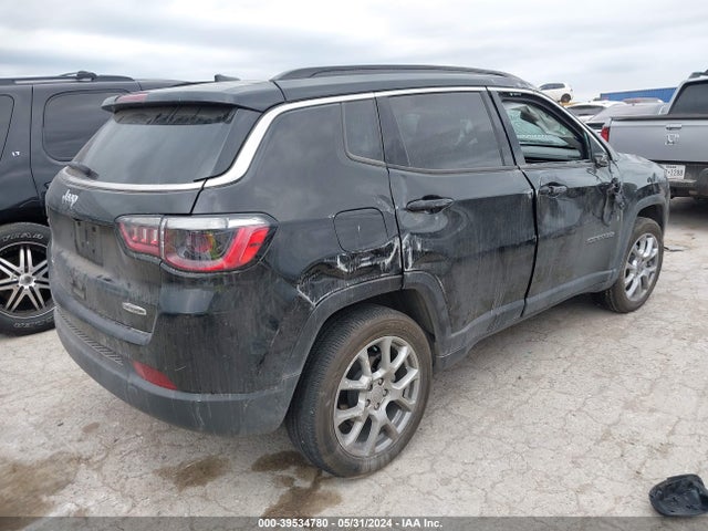 3C4NJDFB8NT195343 Jeep Compass Latitude Lux 4x4