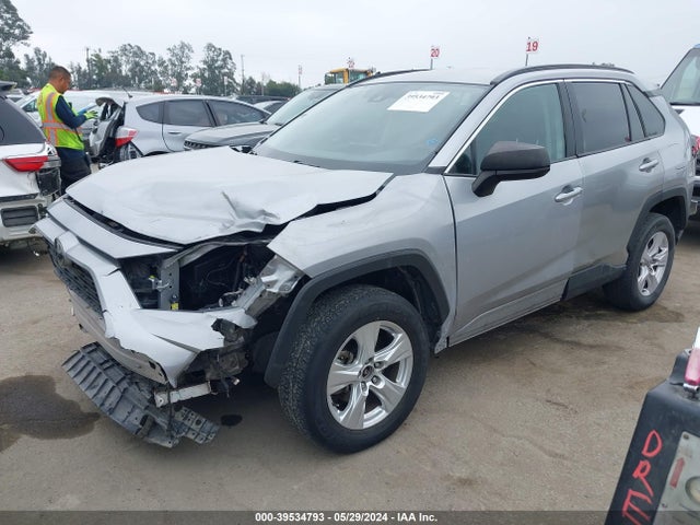 Toyota Rav4 Xle 2021 2T3W1RFV4MW128189 Image 2