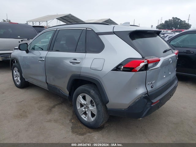 Toyota Rav4 Xle 2021 2T3W1RFV4MW128189 Image 3