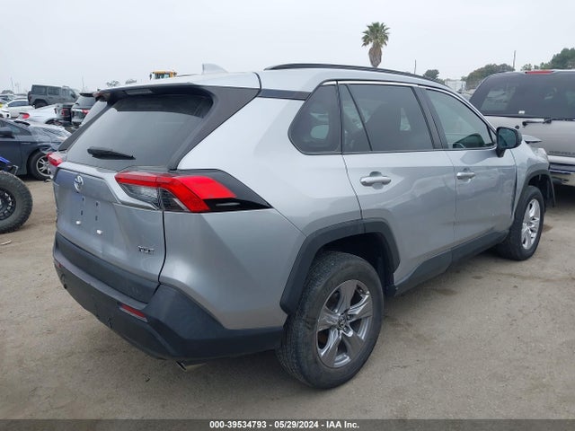 Toyota Rav4 Xle 2021 2T3W1RFV4MW128189 Image 4