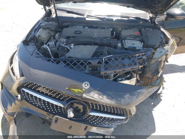 W1K3G4FB9LJ211694 Mercedes-Benz A 220 4matic
