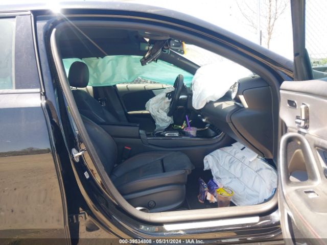 W1K3G4FB9LJ211694 Mercedes-Benz A 220 4matic