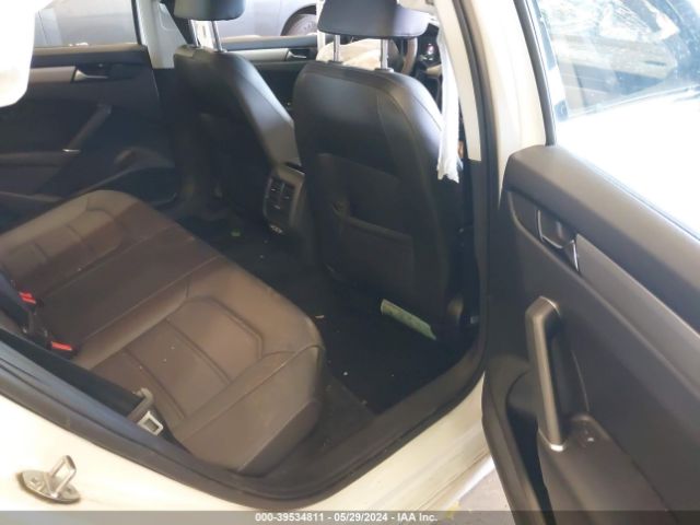 1VWSA7A31MC003692 Volkswagen Passat 2.0t Se