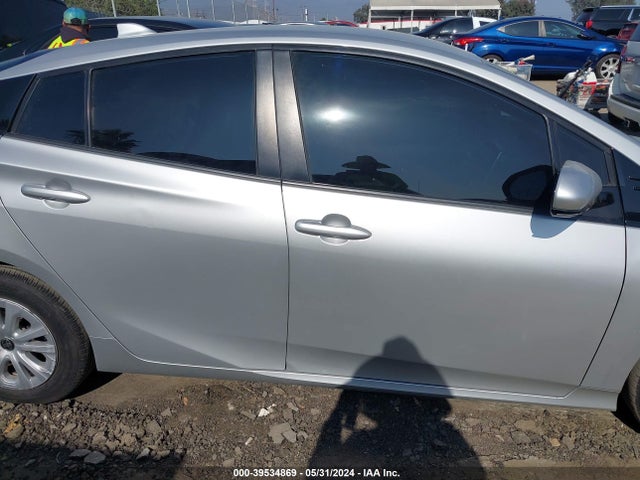 Toyota Prius Le 2020 JTDKARFU9L3109323 Image 13