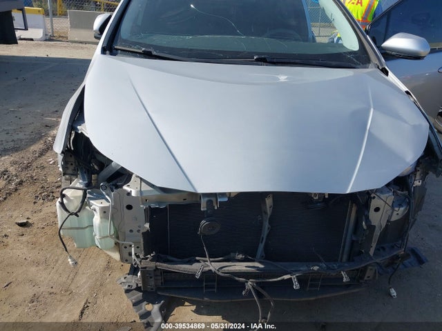 Toyota Prius Le 2020 JTDKARFU9L3109323 Image 6