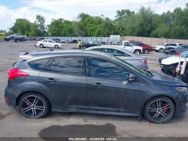 1FADP3L94JL230316 Ford FOCUS ST