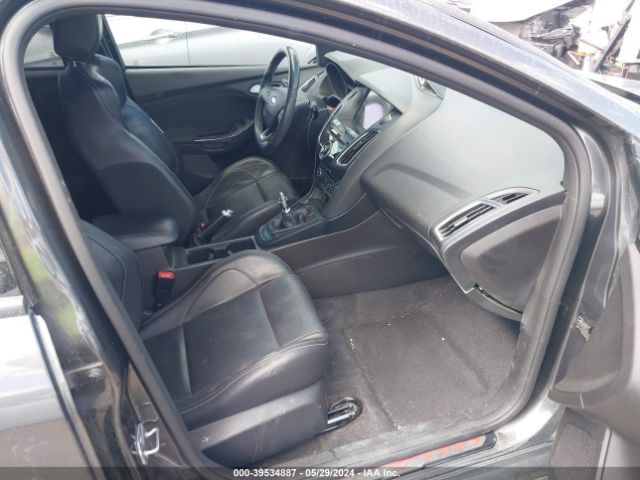 1FADP3L94JL230316 Ford FOCUS ST