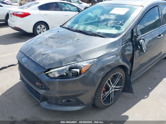 1FADP3L94JL230316 Ford FOCUS ST