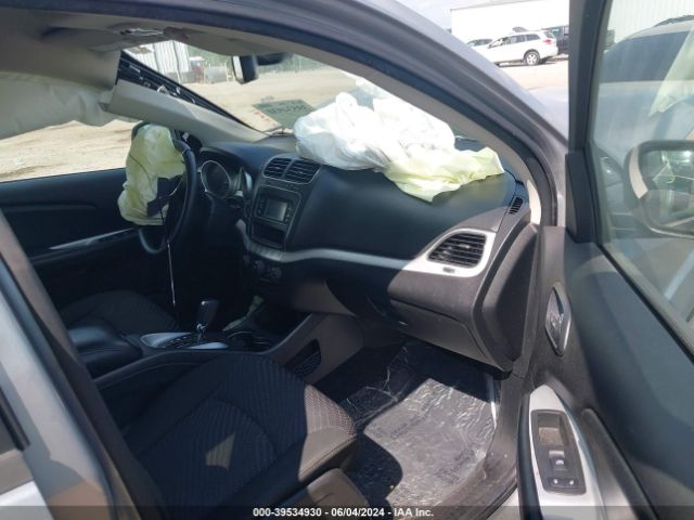 3C4PDCBB9KT845549 Dodge JOURNEY SE