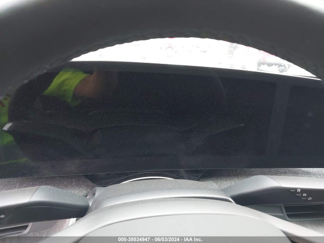Lucid Air Pure 2023 50EA1PFA0PA006360 Image 13