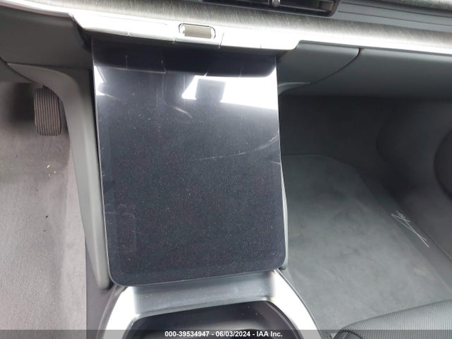 Lucid Air Pure 2023 50EA1PFA0PA006360 Image 15
