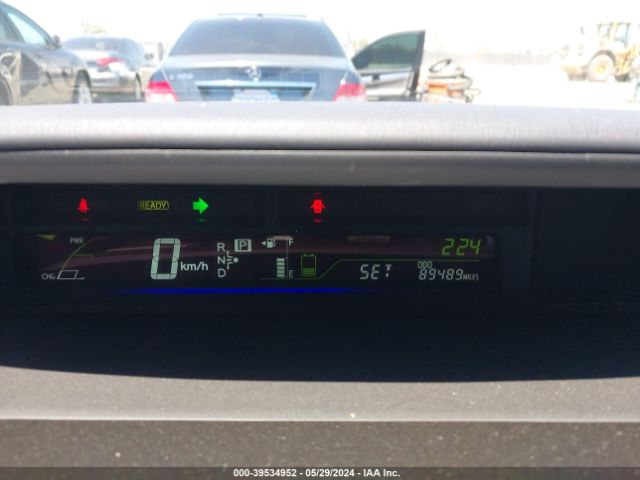 JTDZN3EUXEJ015435 Toyota Prius V Three