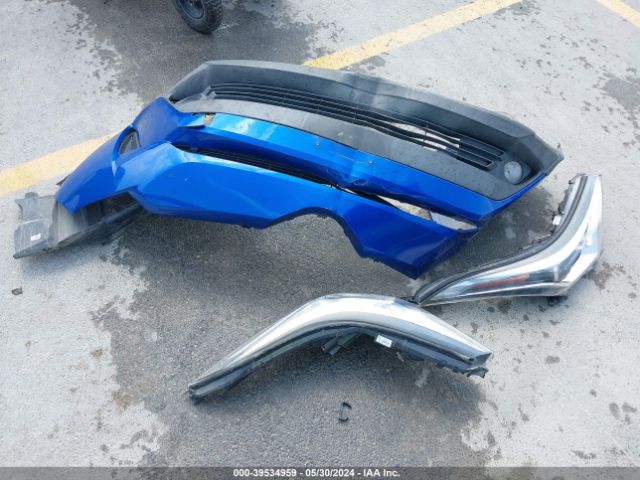 NMTKHMBX5JR037805 Toyota C-hr Xle Premium