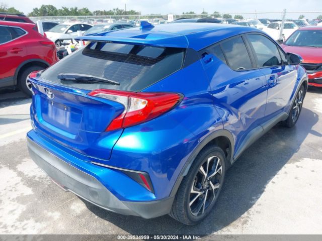 NMTKHMBX5JR037805 Toyota C-hr Xle Premium