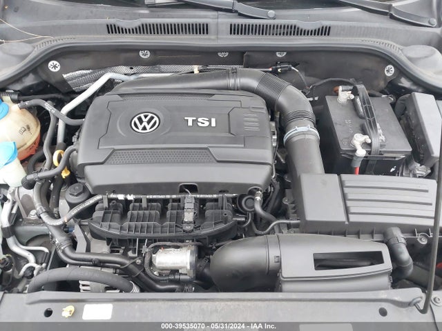 3VWL17AJ1GM266920 Volkswagen Jetta 1.8t Sel