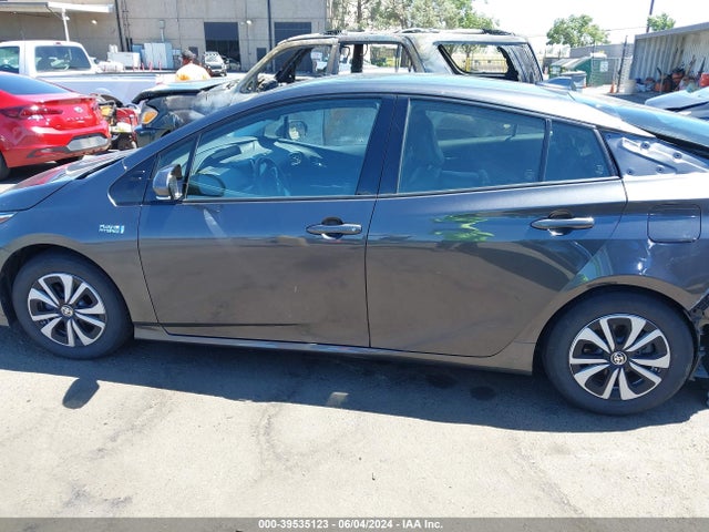 Toyota Prius Prime Premium 2019 JTDKARFP5K3113491 Image 15