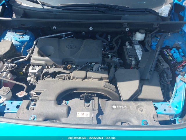 2T3H1RFV9MW145188 Toyota RAV4 LE