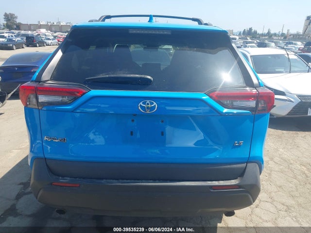 2T3H1RFV9MW145188 Toyota RAV4 LE